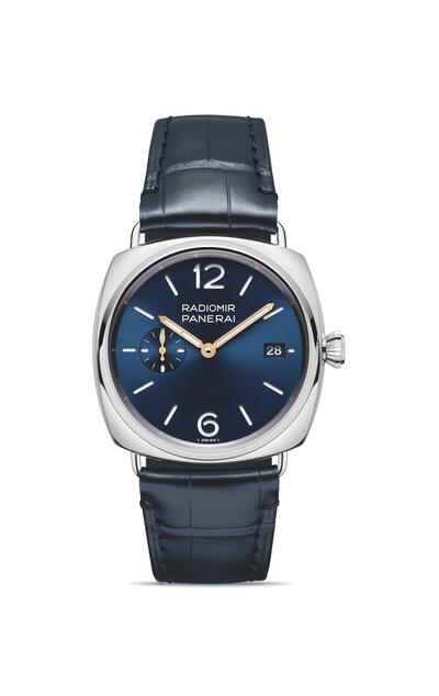 Elegantn hodinky Panerai pr v dorazily Carollinum